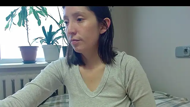 Snapshot of Sophi_Cute chatting on March 1, 2025, 2:02 pm Sophi Cute online show from March 1, 2025, 2:02 pm