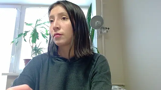 Snapshot of Sophi_Cute chatting on February 11, 2025, 8:15 am Sophi Cute online show from February 11, 2025, 8:15 am