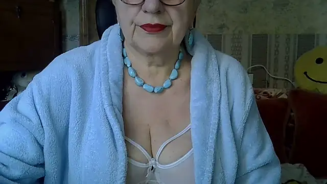 Snapshot of SweetCherry27 chatting on April 13, 2026, 4:27 am SweetCherry27 online show from April 13, 2026, 4:27 am