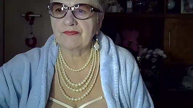 SweetCherry27 online show from October 13, 2025, 5:31 am