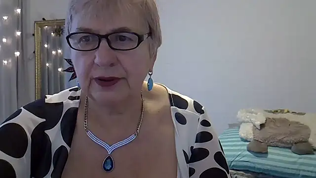SweetCherry27 online show from January 17, 2026, 9:46 am