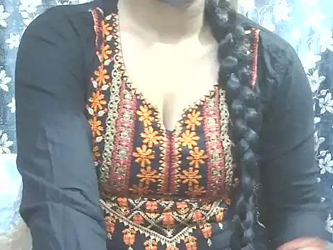Supriya201 online show from June 3, 2026, 2:29 pm