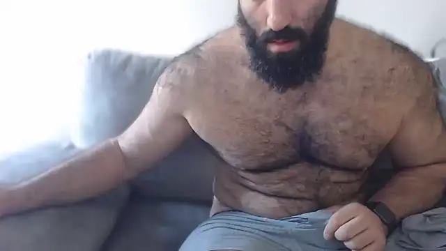hugemachohandsome online show from July 29, 2026, 6:34 am