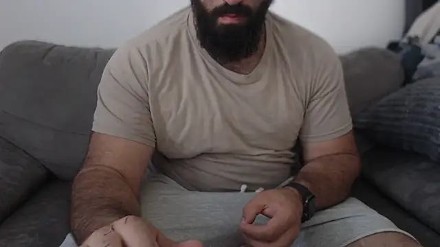 hugemachohandsome online show from July 13, 2026, 6:24 am