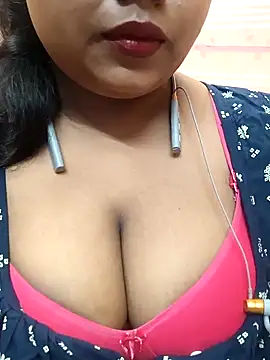 Snapshot of Sophiaboudi chatting on March 12, 2025, 5:28 pm Sophiaboudi online show from March 12, 2025, 5:28 pm