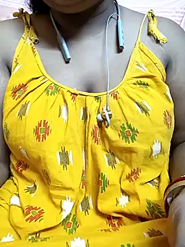 Snapshot of Sophiaboudi chatting on January 7, 2025, 6:03 pm Sophiaboudi online show from January 7, 2025, 6:03 pm