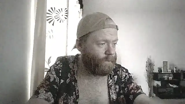 33ENG online show from October 18, 2025, 1:13 pm