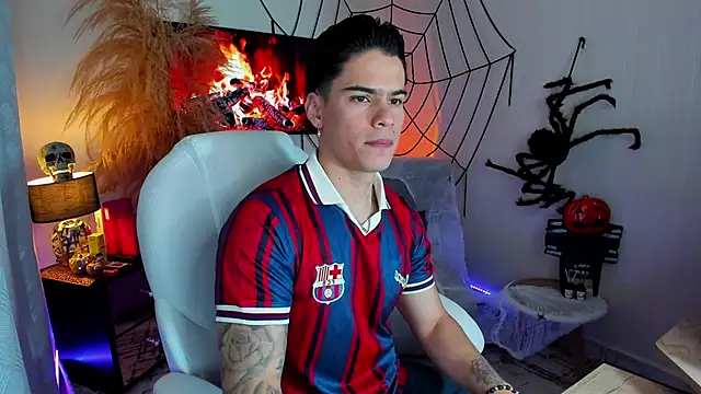 Snapshot of Matias_Murrier chatting on October 20, 2025, 11:33 am Matias Murrier online show from October 20, 2025, 11:33 am
