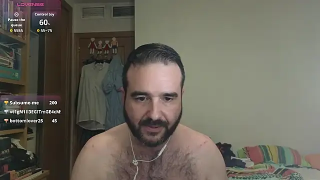 Snapshot of curiosillo83 chatting on October 15, 2025, 2:32 am curiosillo83 online show from October 15, 2025, 2:32 am