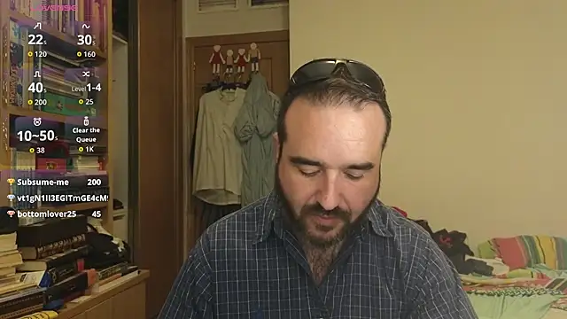 Snapshot of curiosillo83 chatting on October 14, 2025, 2:28 pm curiosillo83 online show from October 14, 2025, 2:28 pm