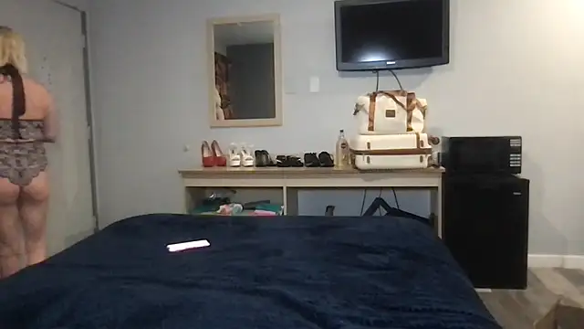 TiffaneyLove online show from February 24, 2026, 12:33 am