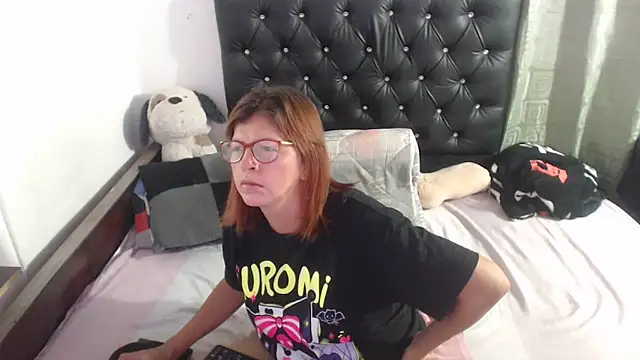 Snapshot of jellyfishhot chatting on September 14, 2025, 3:40 am jellyfishhot online show from September 14, 2025, 3:40 am