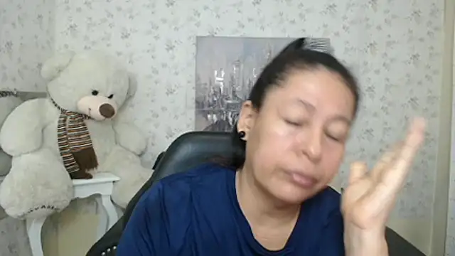 mature martina online show from May 16, 2026, 9:14 pm