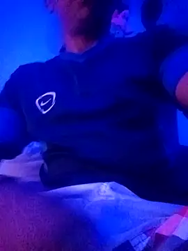 Snapshot of Theandy chatting on April 3, 2026, 12:28 am Theandy online show from April 3, 2026, 12:28 am