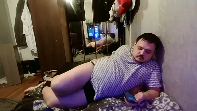 Snapshot of Bebemickey75 chatting on February 24, 2025, 1:57 am Bebemickey75 online show from February 24, 2025, 1:57 am