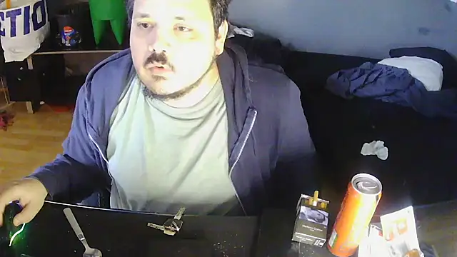 Snapshot of Bebemickey75 chatting on November 9, 2025, 3:16 pm Bebemickey75 online show from November 9, 2025, 3:16 pm