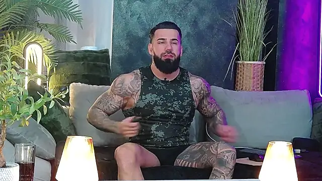 masterkingofmusclee online show from March 19, 2026, 9:26 pm