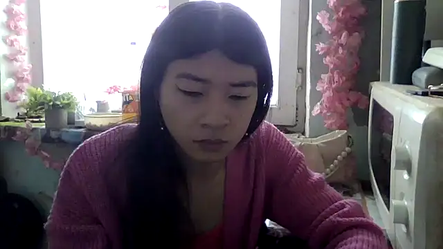 CarlyJoy online show from February 12, 2026, 8:25 am