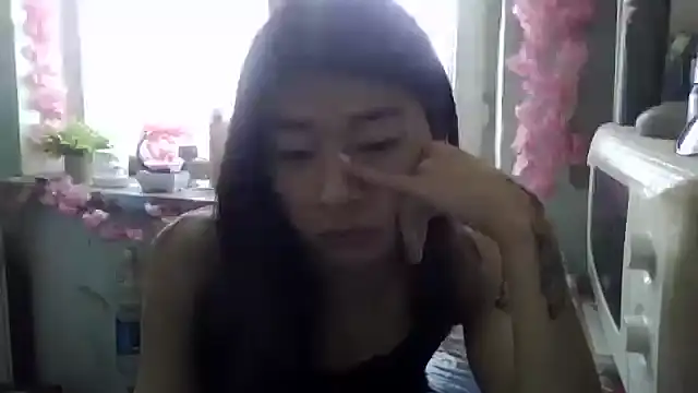 CarlyJoy online show from September 23, 2025, 10:00 am