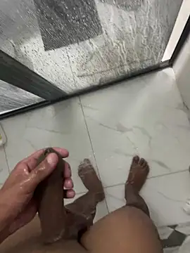 Snapshot of Tintola chatting on February 19, 2026, 12:18 am Tintola online show from February 19, 2026, 12:18 am