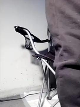 Snapshot of deepstroker42071 chatting on November 13, 2025, 10:52 am deepstroker42071 online show from November 13, 2025, 10:52 am