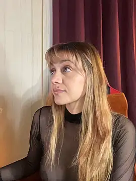 Pretty-10Woman online show from October 21, 2025, 9:03 pm