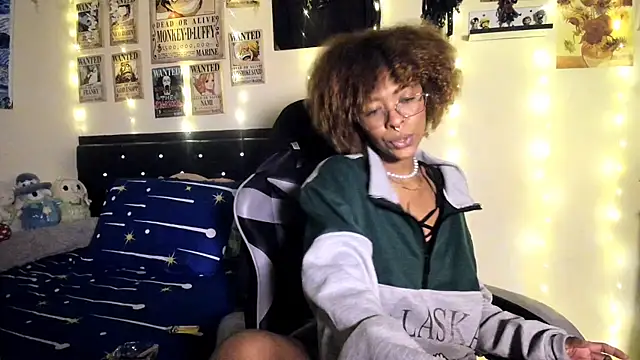 Snapshot of Cristal_Jonas@xh chatting on October 23, 2025, 4:55 am Cristal Jonasxh online show from October 23, 2025, 4:55 am