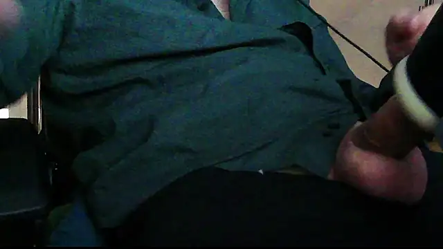 Snapshot of auilein chatting on September 18, 2025, 5:27 pm auilein online show from September 18, 2025, 5:27 pm