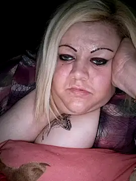 ducicsajsziii online show from February 15, 2025, 12:48 am