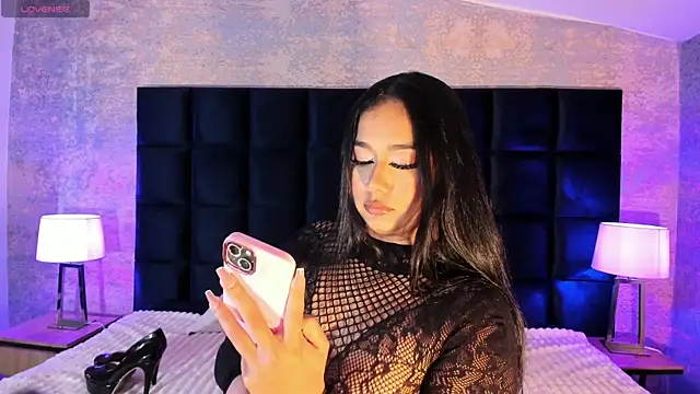 Snapshot of Gaby_Blaze chatting on March 21, 2025, 6:40 pm Gaby Blaze online show from March 21, 2025, 6:40 pm