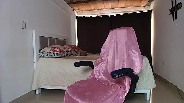 Danna 777 online show from September 13, 2025, 6:30 pm