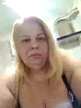 AriannaMilf online show from May 27, 2026, 8:16 pm