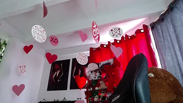 Snapshot of Niky_777 chatting on April 13, 2026, 3:49 pm Niky 777 online show from April 13, 2026, 3:49 pm