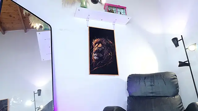 Snapshot of Juan_Castano chatting on June 27, 2026, 3:51 pm Juan Castano online show from June 27, 2026, 3:51 pm