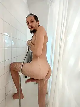 Luka932 online show from October 22, 2025, 11:09 am