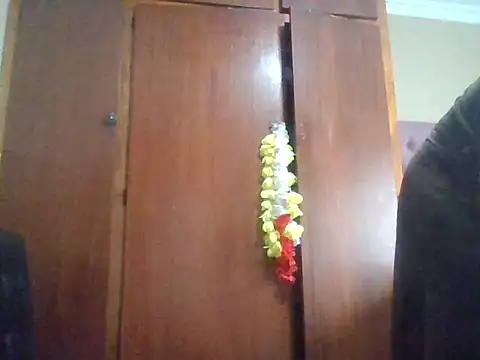 ShooingBunch online show from October 29, 2025, 9:41 am