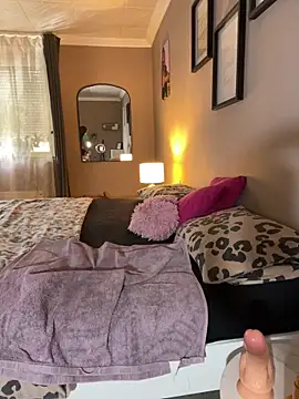 alexababy online show from September 18, 2025, 11:57 am