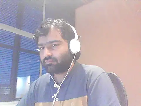 JohnBond009 online show from September 8, 2025, 6:40 pm