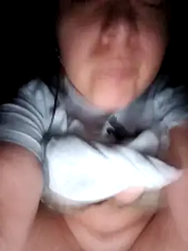 Tatavogliosa89 online show from April 22, 2026, 8:37 pm