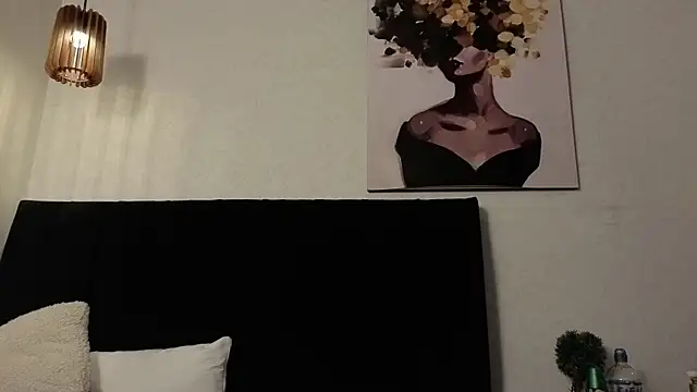 Snapshot of dolly_zoe chatting on February 27, 2026, 5:18 am dolly zoe online show from February 27, 2026, 5:18 am