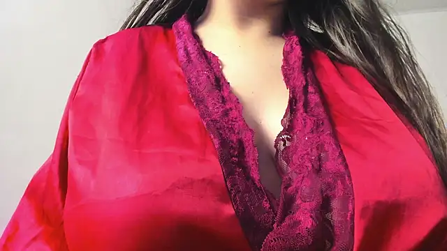 Snapshot of dolly_zoe chatting on February 14, 2026, 6:35 am dolly zoe online show from February 14, 2026, 6:35 am