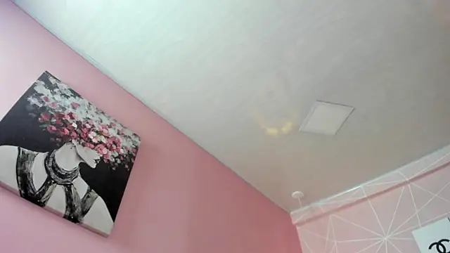 Snapshot of dolly_zoe chatting on December 5, 2025, 4:44 am dolly zoe online show from December 5, 2025, 4:44 am