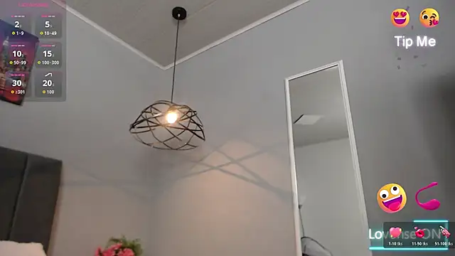 Snapshot of dolly_zoe chatting on January 14, 2026, 1:42 am dolly zoe online show from January 14, 2026, 1:42 am