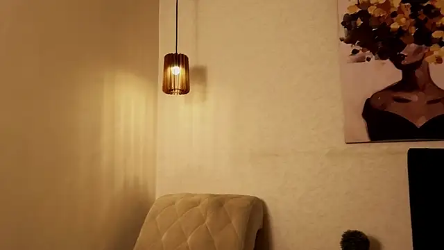 dolly zoe online show from March 20, 2026, 5:41 am