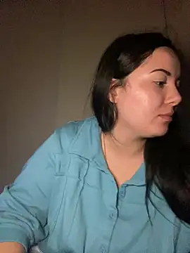 Snapshot of xocrybaby chatting on January 5, 2025, 3:32 am xocrybaby online show from January 5, 2025, 3:32 am
