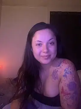 Snapshot of xocrybaby chatting on October 13, 2025, 10:28 am xocrybaby online show from October 13, 2025, 10:28 am