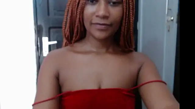 Snapshot of savage_laura chatting on March 22, 2025, 6:11 am savage laura online show from March 22, 2025, 6:11 am
