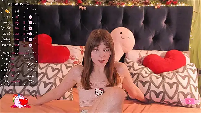 Snapshot of AliceLanley chatting on February 26, 2025, 11:43 am AliceLanley online show from February 26, 2025, 11:43 am