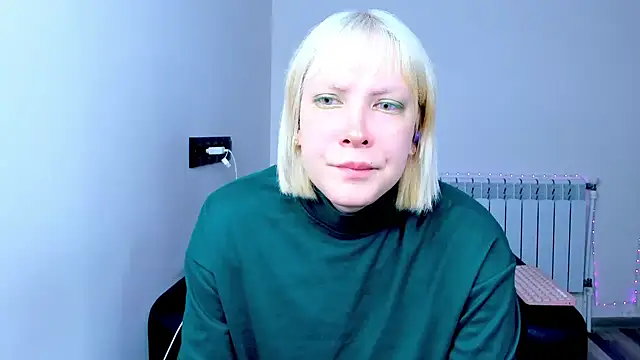 Snapshot of dollmore chatting on November 14, 2025, 10:13 pm dollmore online show from November 14, 2025, 10:13 pm