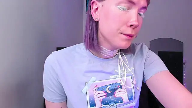 Snapshot of dollmore chatting on February 17, 2026, 6:05 pm dollmore online show from February 17, 2026, 6:05 pm